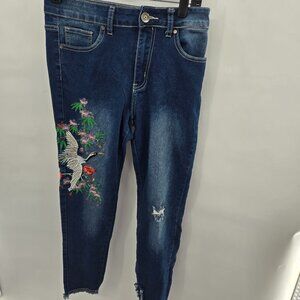AQ Embroidered Distressed Raw Hem Jeans Juniors Size 9